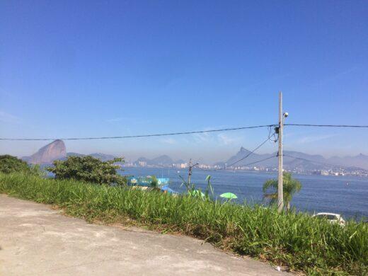 Der Blick vom Campus der Universidade Federal Fluminense, Brasilien